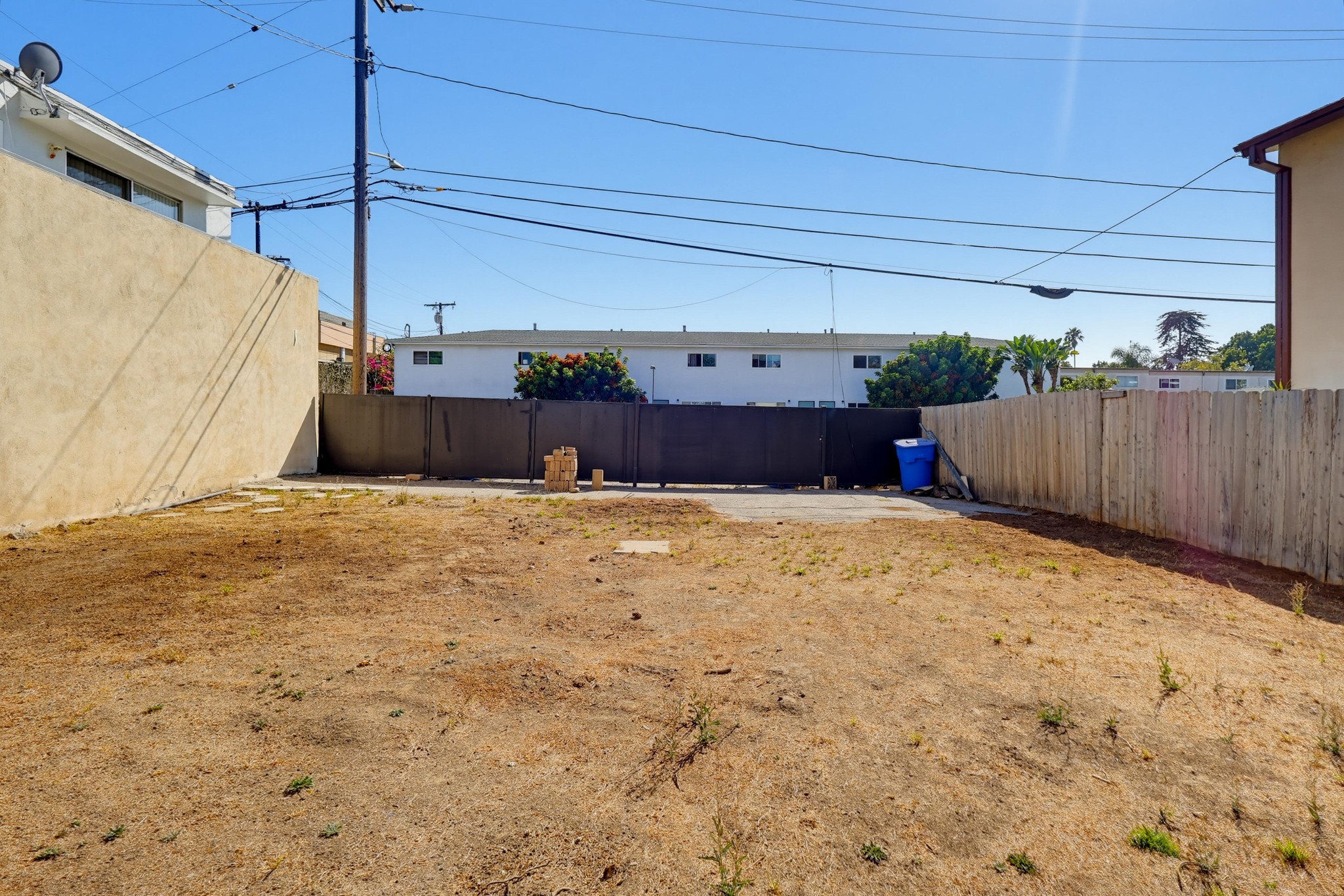 Virtual tour photo 19 of 31 for 2134 Stewart St
