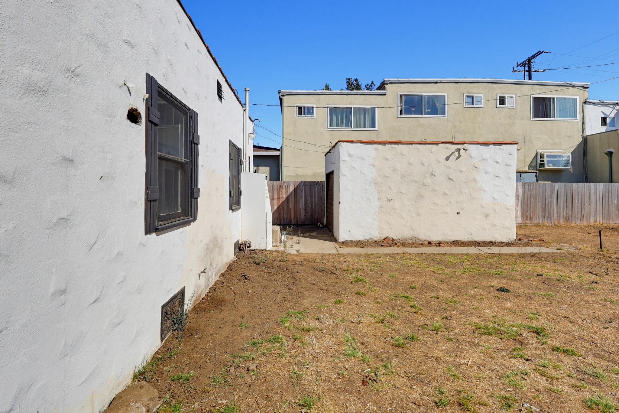 Virtual tour photo 20 of 31 for 2134 Stewart St