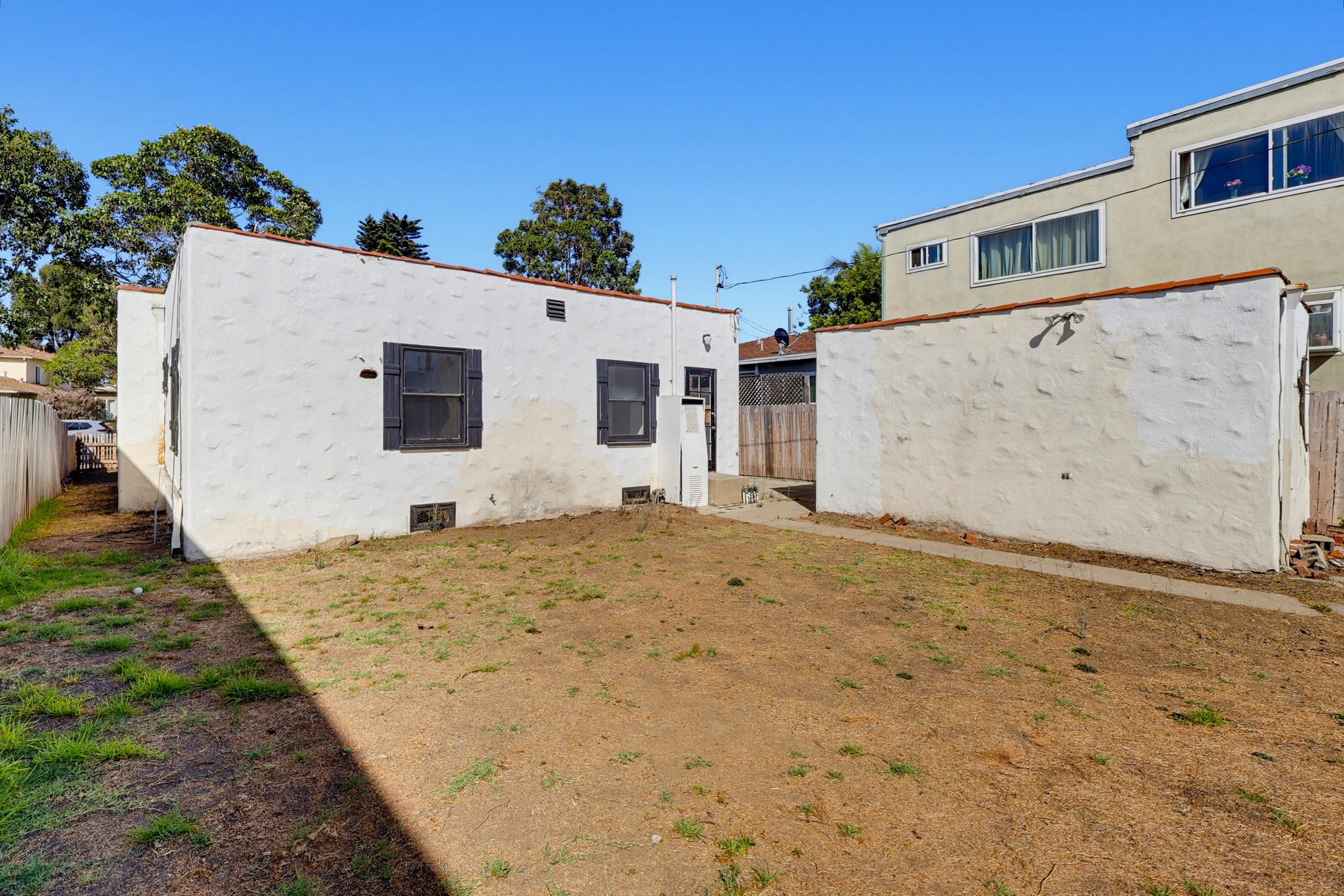Virtual tour photo 23 of 31 for 2134 Stewart St