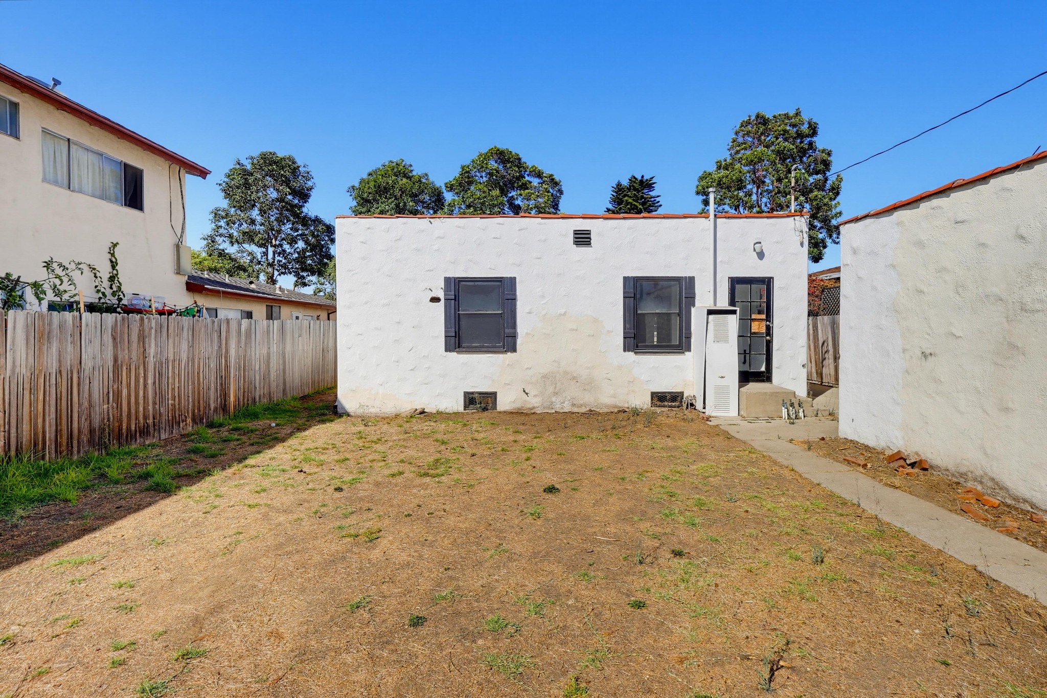 Virtual tour photo 24 of 31 for 2134 Stewart St