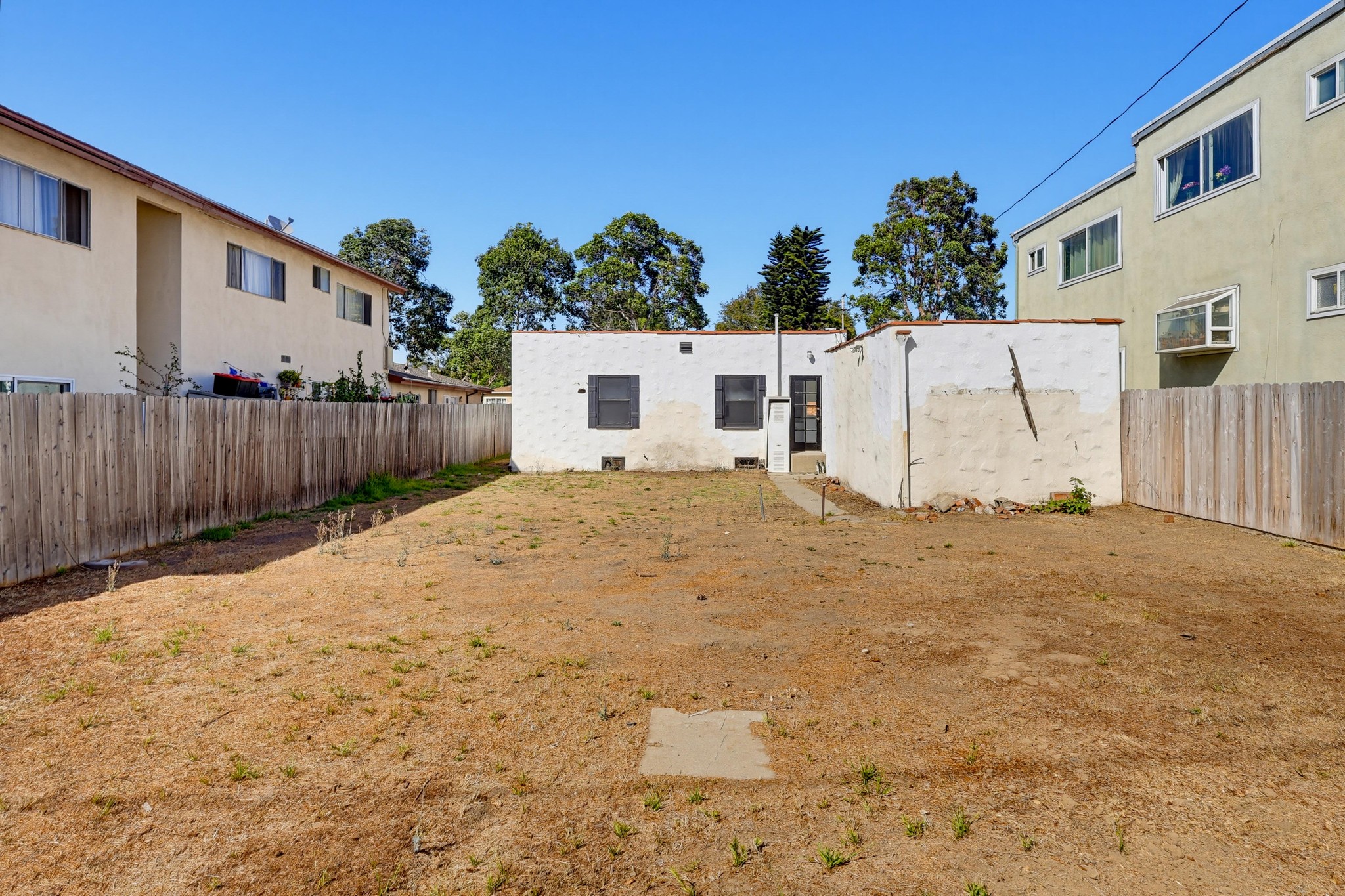 Virtual tour photo 28 of 31 for 2134 Stewart St