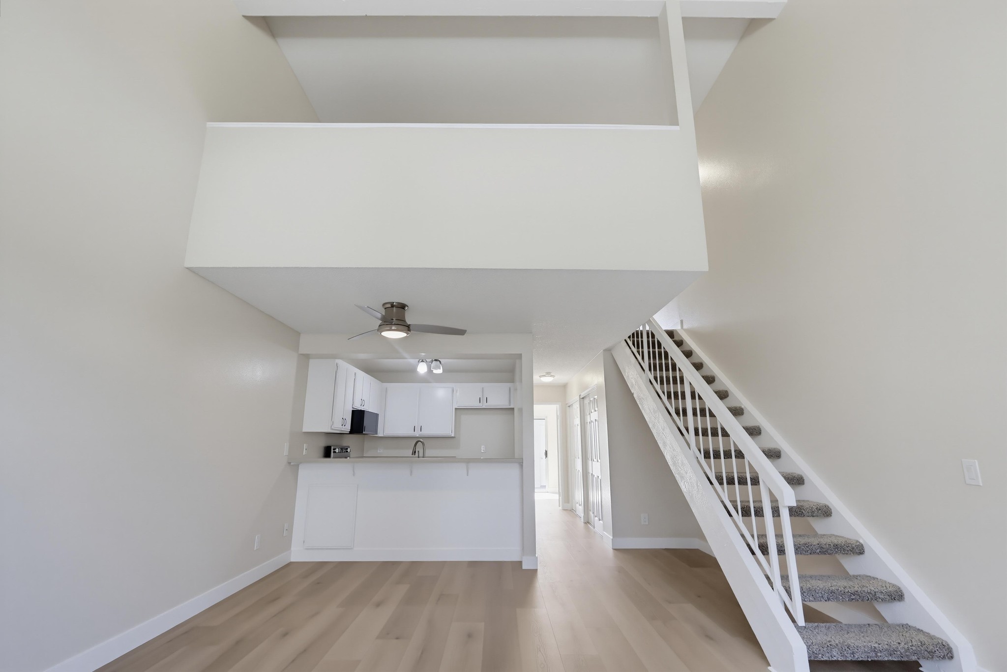Virtual tour photo 12 of 70 for 21341 Norwalk Blvd Apt 4