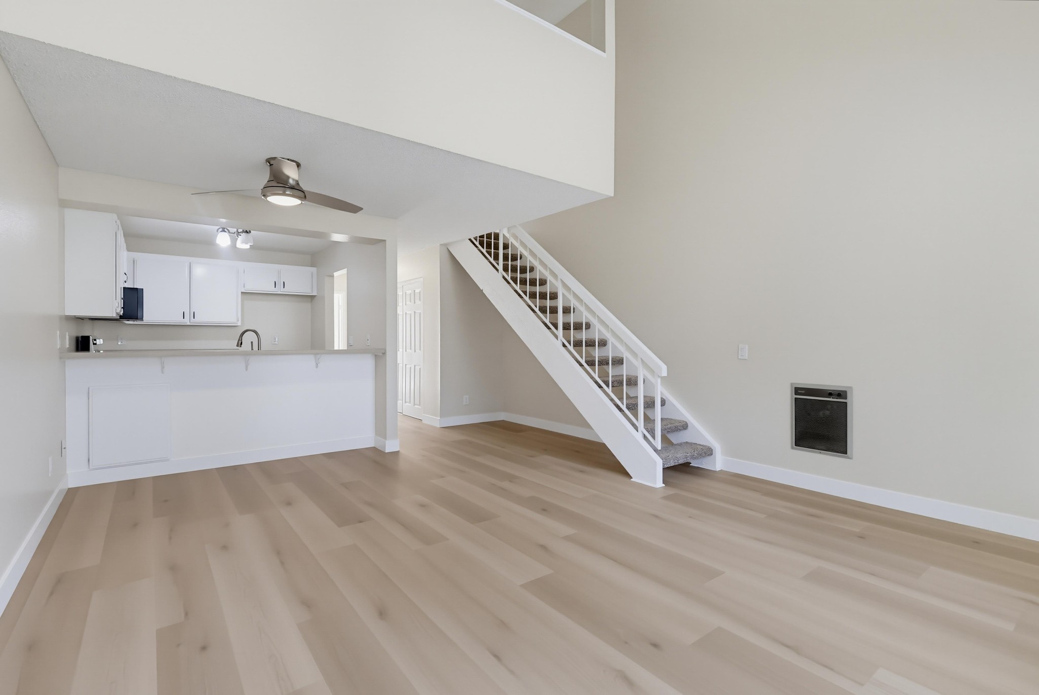 Virtual tour photo 13 of 70 for 21341 Norwalk Blvd Apt 4
