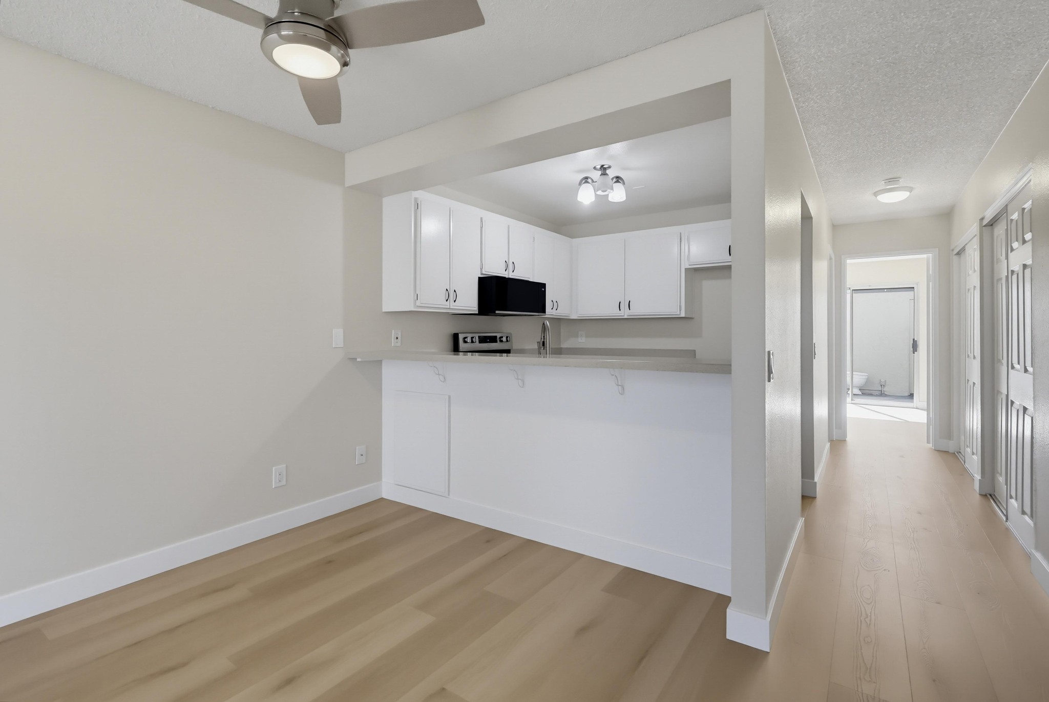Virtual tour photo 17 of 70 for 21341 Norwalk Blvd Apt 4
