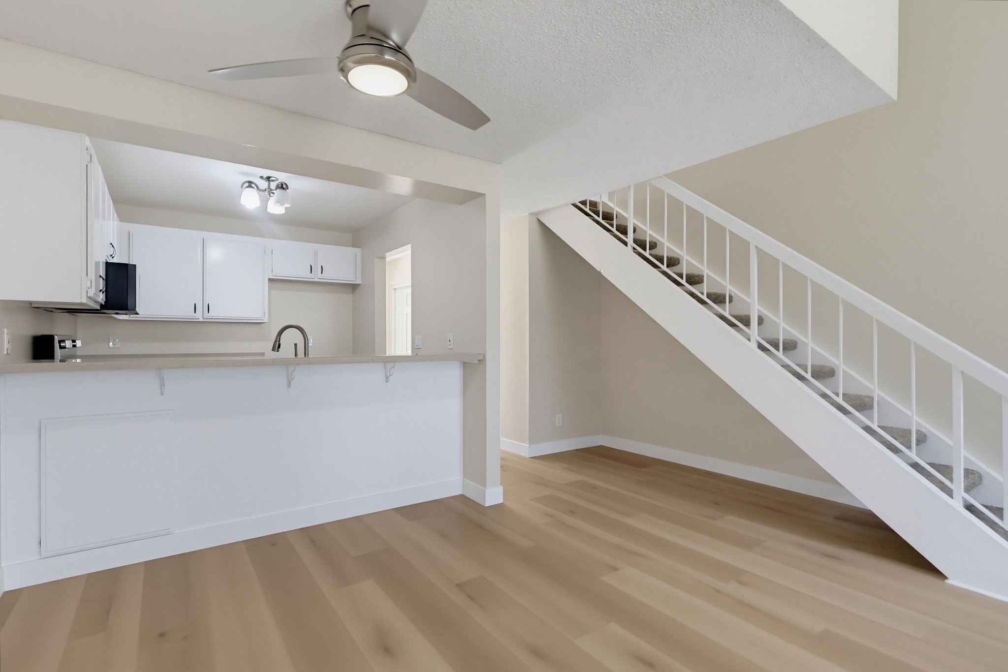 Virtual tour photo 19 of 70 for 21341 Norwalk Blvd Apt 4