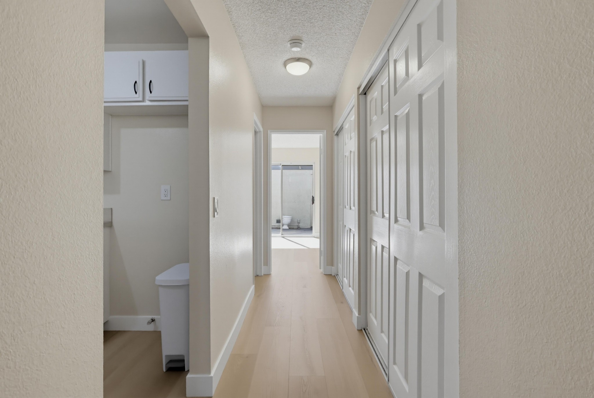 Virtual tour photo 20 of 70 for 21341 Norwalk Blvd Apt 4