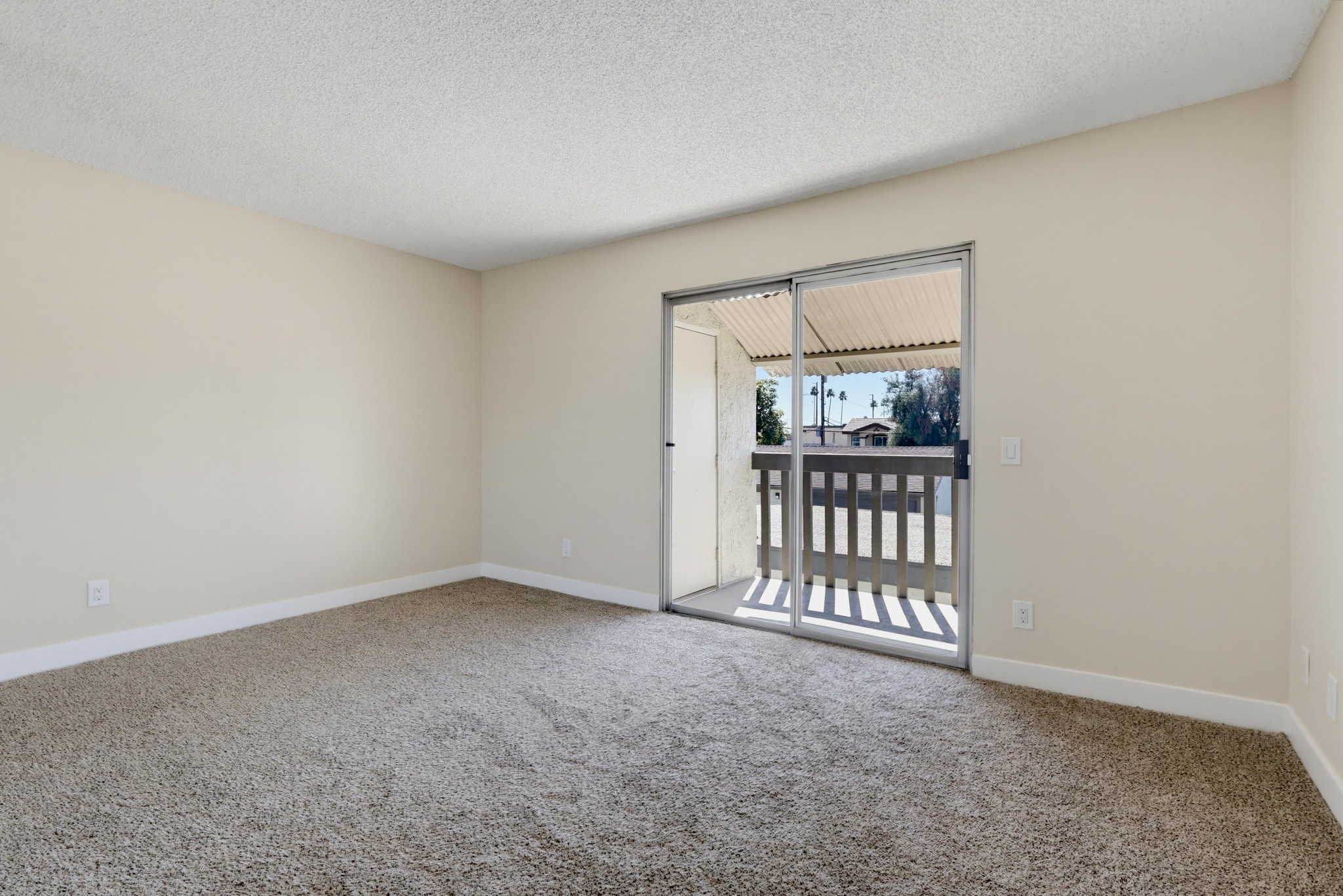 Virtual tour photo 40 of 70 for 21341 Norwalk Blvd Apt 4