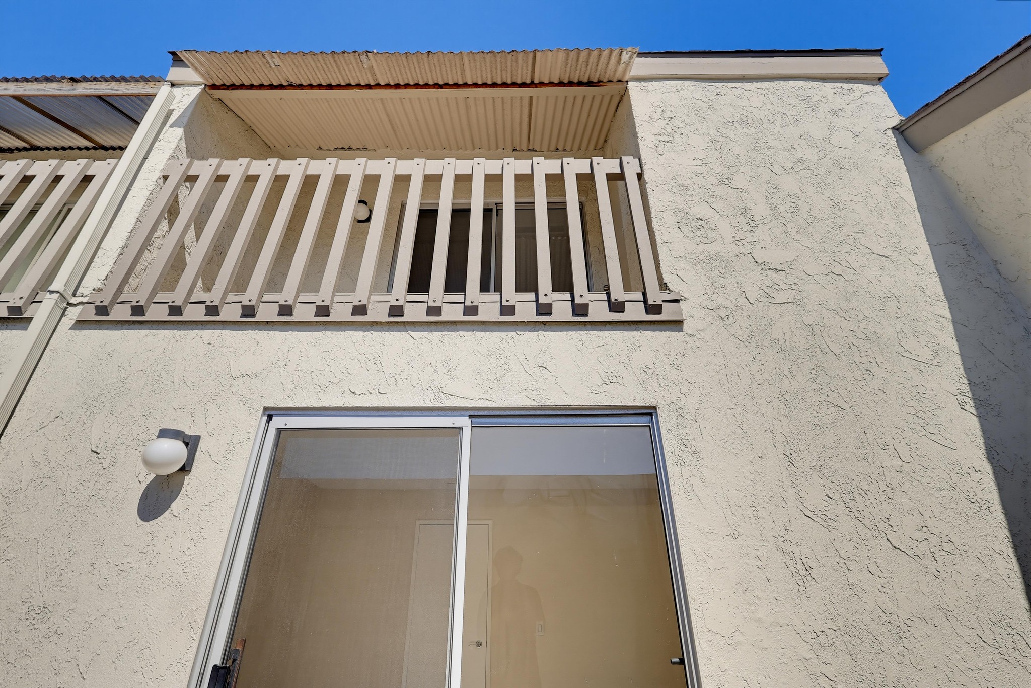 Virtual tour photo 60 of 70 for 21341 Norwalk Blvd Apt 4