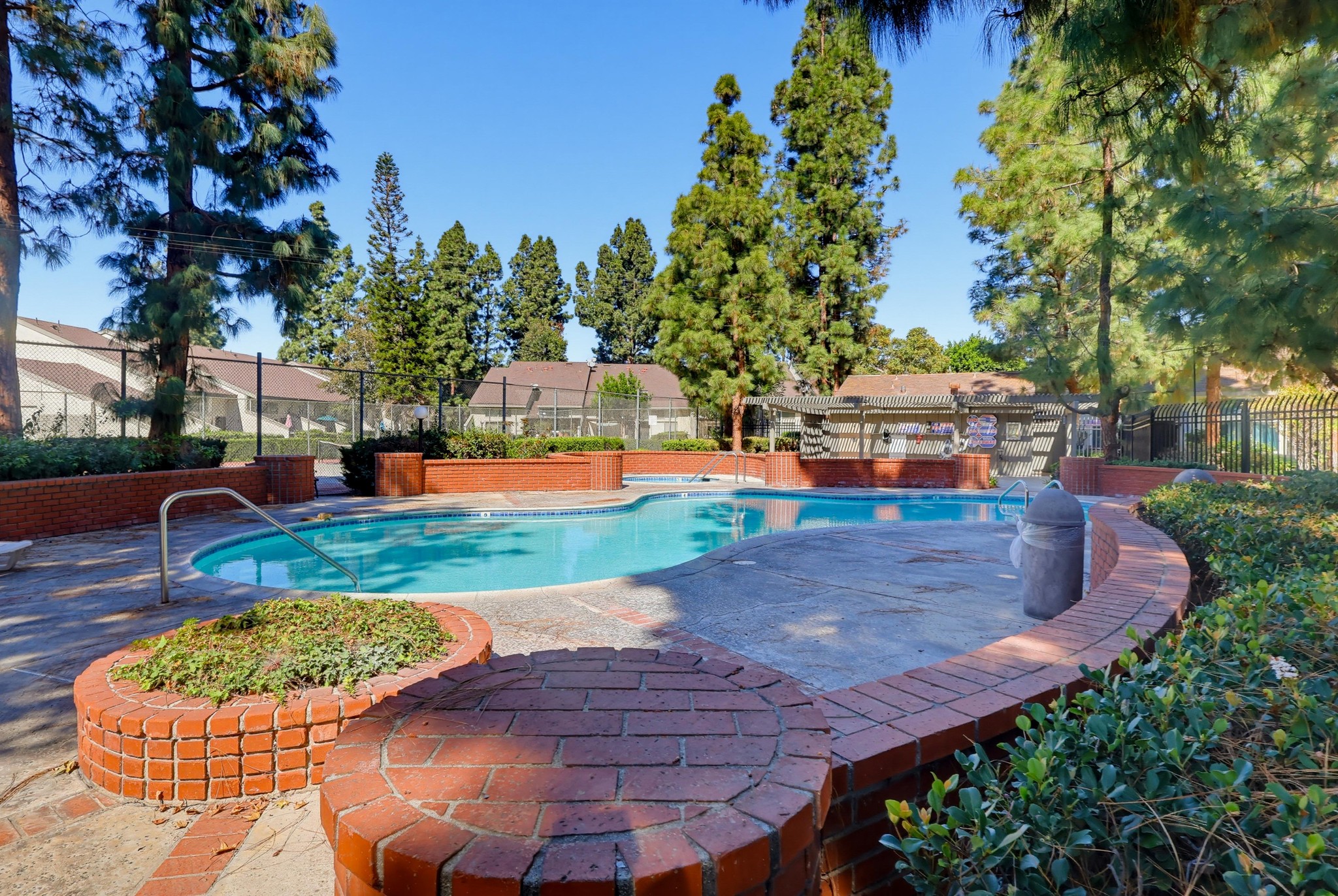 Virtual tour photo 68 of 70 for 21341 Norwalk Blvd Apt 4