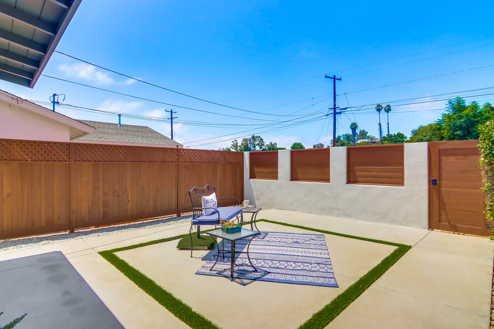 Virtual tour photo 9 of 61 for 2135 Montclair St