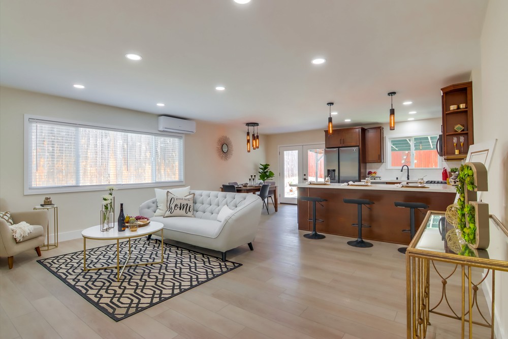 Virtual tour photo 12 of 61 for 2135 Montclair St