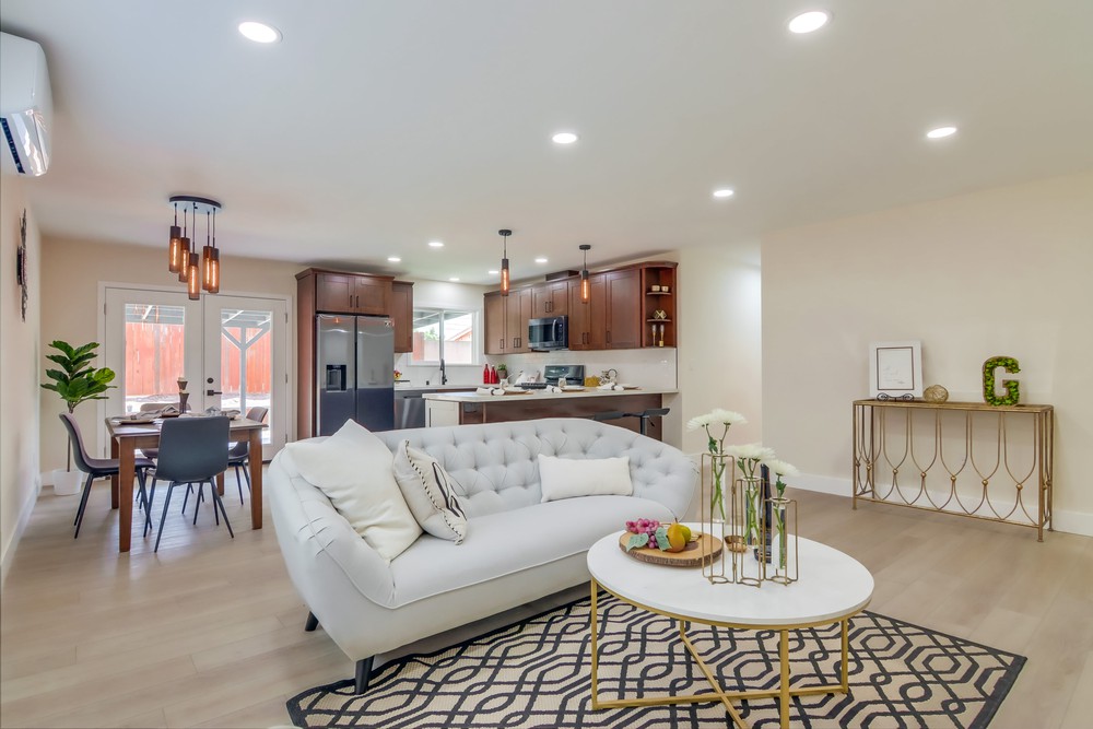 Virtual tour photo 18 of 61 for 2135 Montclair St
