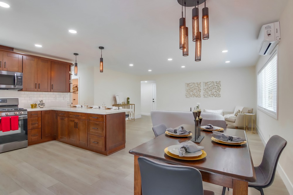 Virtual tour photo 21 of 61 for 2135 Montclair St