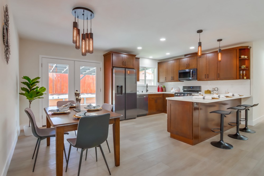 Virtual tour photo 22 of 61 for 2135 Montclair St