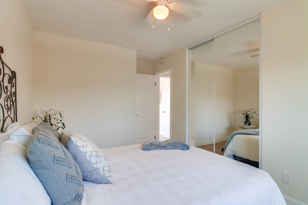 Virtual tour photo 43 of 61 for 2135 Montclair St