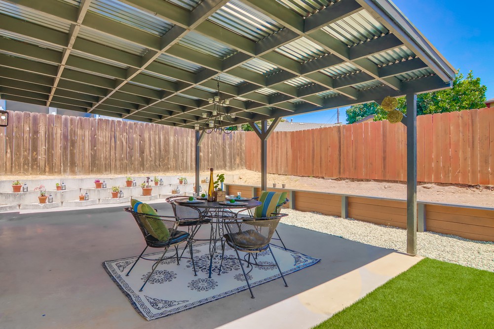 Virtual tour photo 52 of 61 for 2135 Montclair St