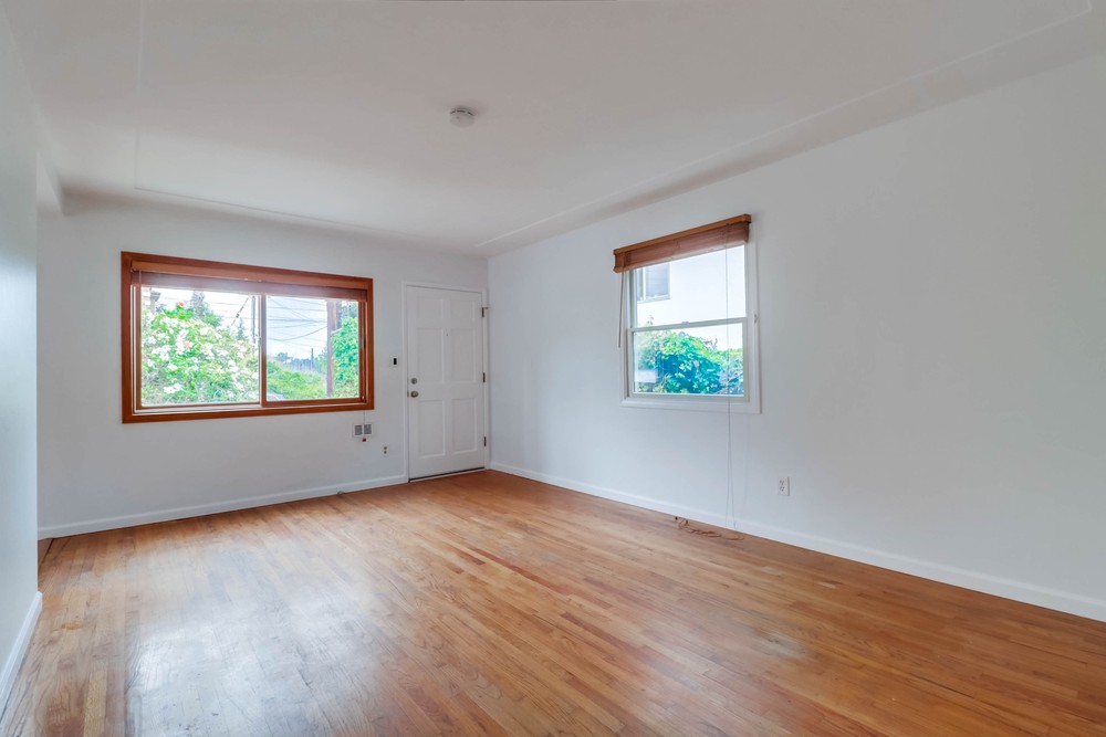 Virtual tour photo 10 of 41 for 2137 San Clemente St