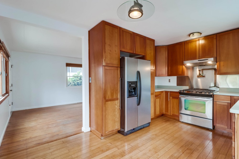 Virtual tour photo 14 of 41 for 2137 San Clemente St