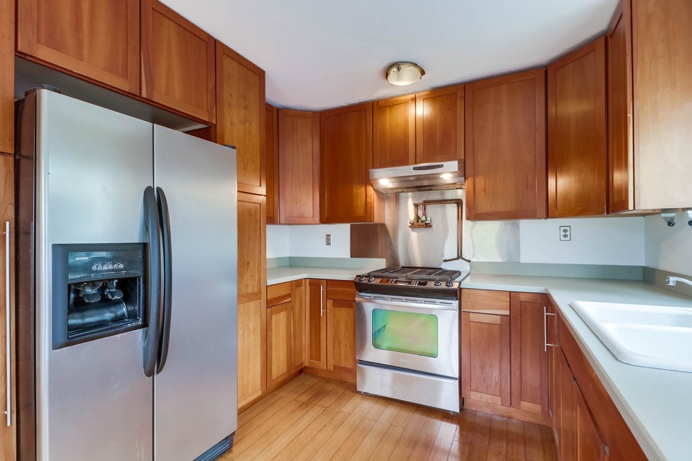 Virtual tour photo 15 of 41 for 2137 San Clemente St