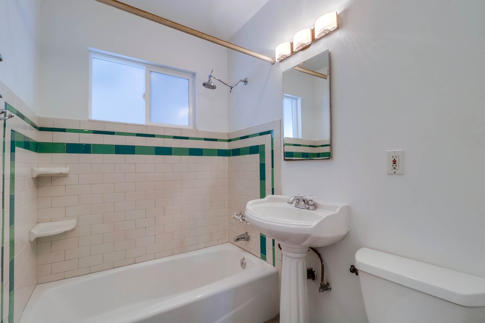 Virtual tour photo 23 of 41 for 2137 San Clemente St