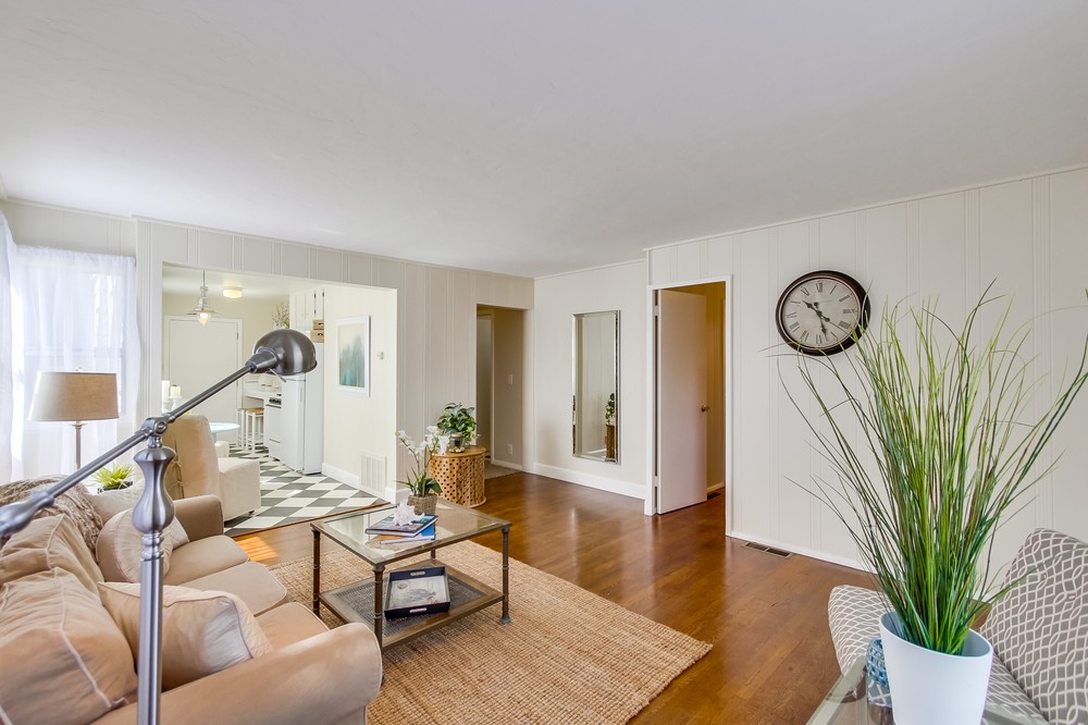 Virtual tour photo 9 of 37 for 2144 Froude Street
