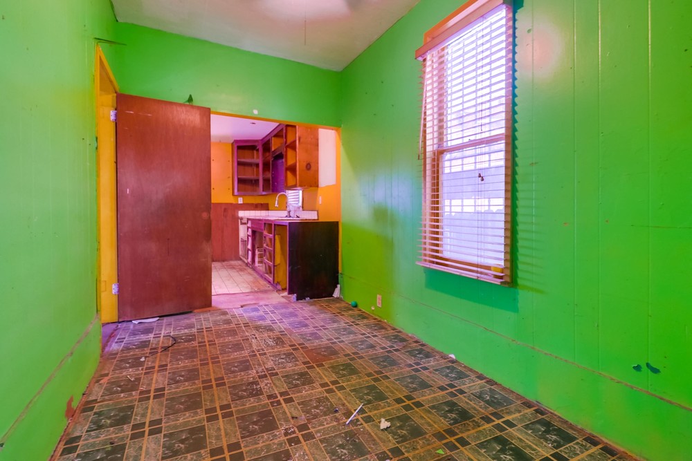 Virtual tour photo 10 of 34 for 2145 Harrison Ave