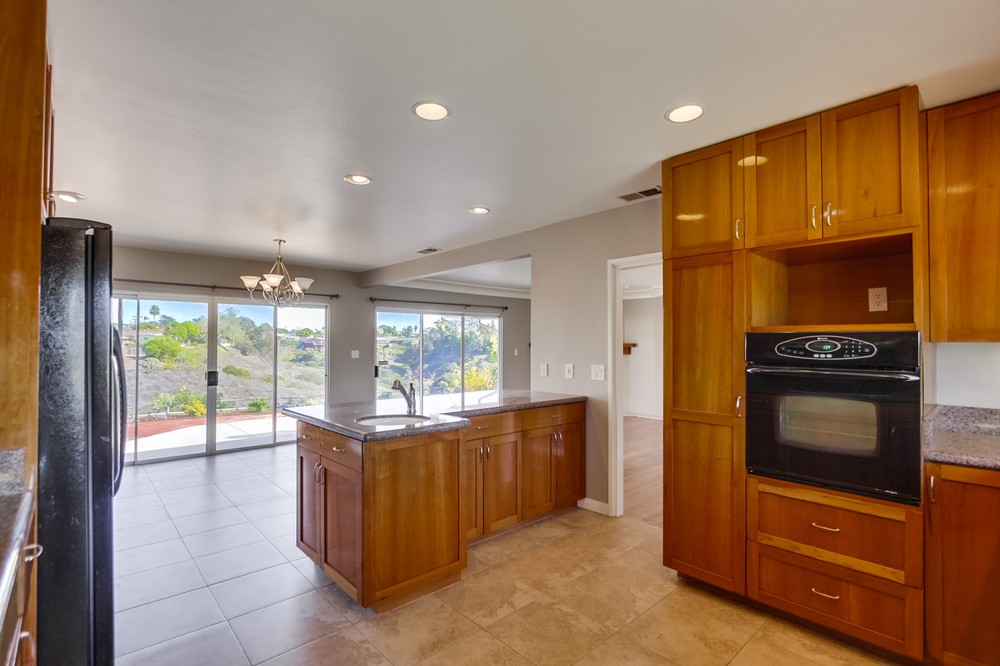 Virtual tour photo 17 of 40 for 2149 Fairfield Street