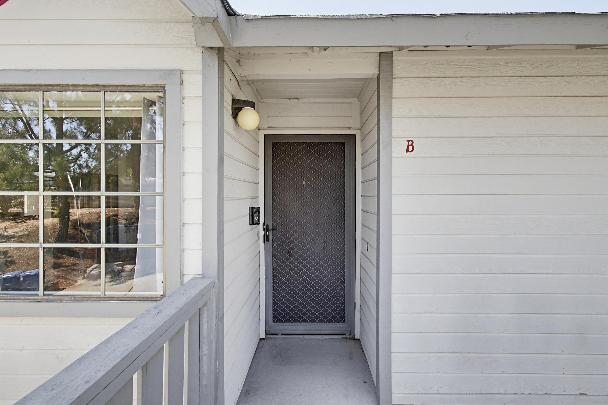 Virtual tour photo 6 of 41 for 215 Camlau Dr UNIT B