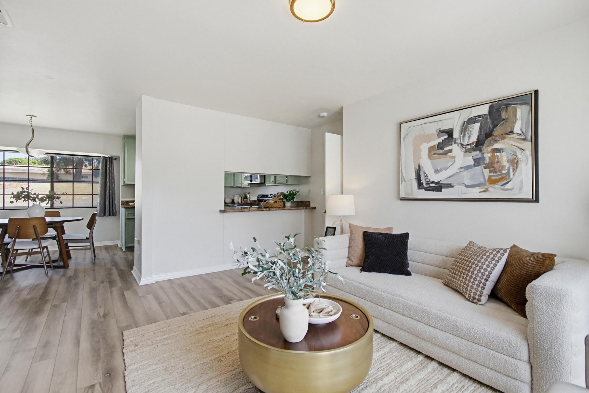 Virtual tour photo 10 of 41 for 215 Camlau Dr UNIT B