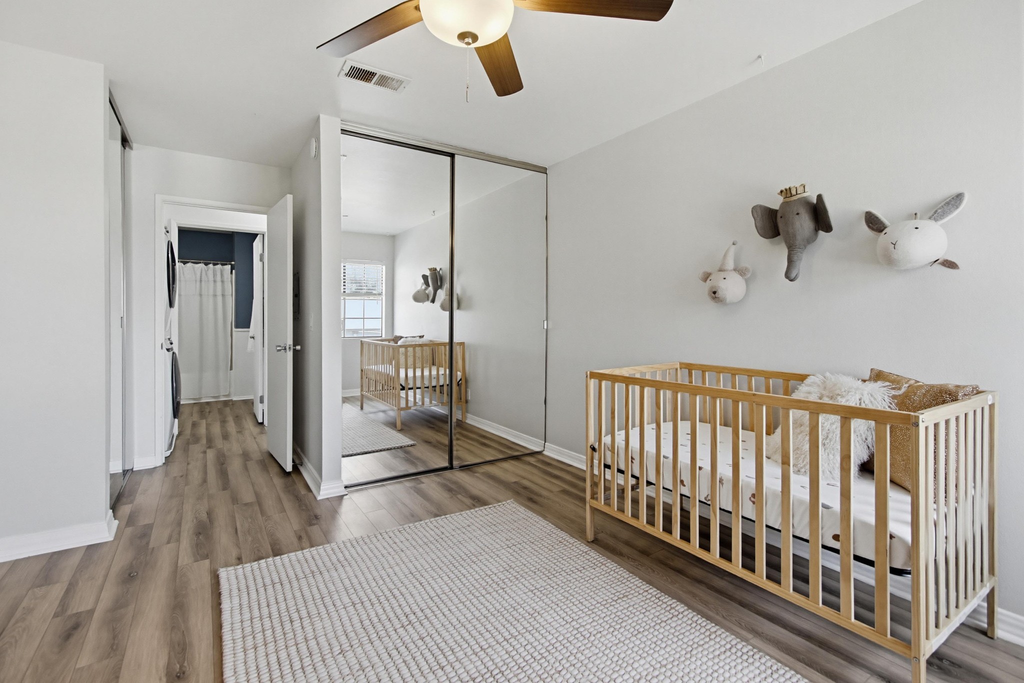 Virtual tour photo 24 of 41 for 215 Camlau Dr UNIT B