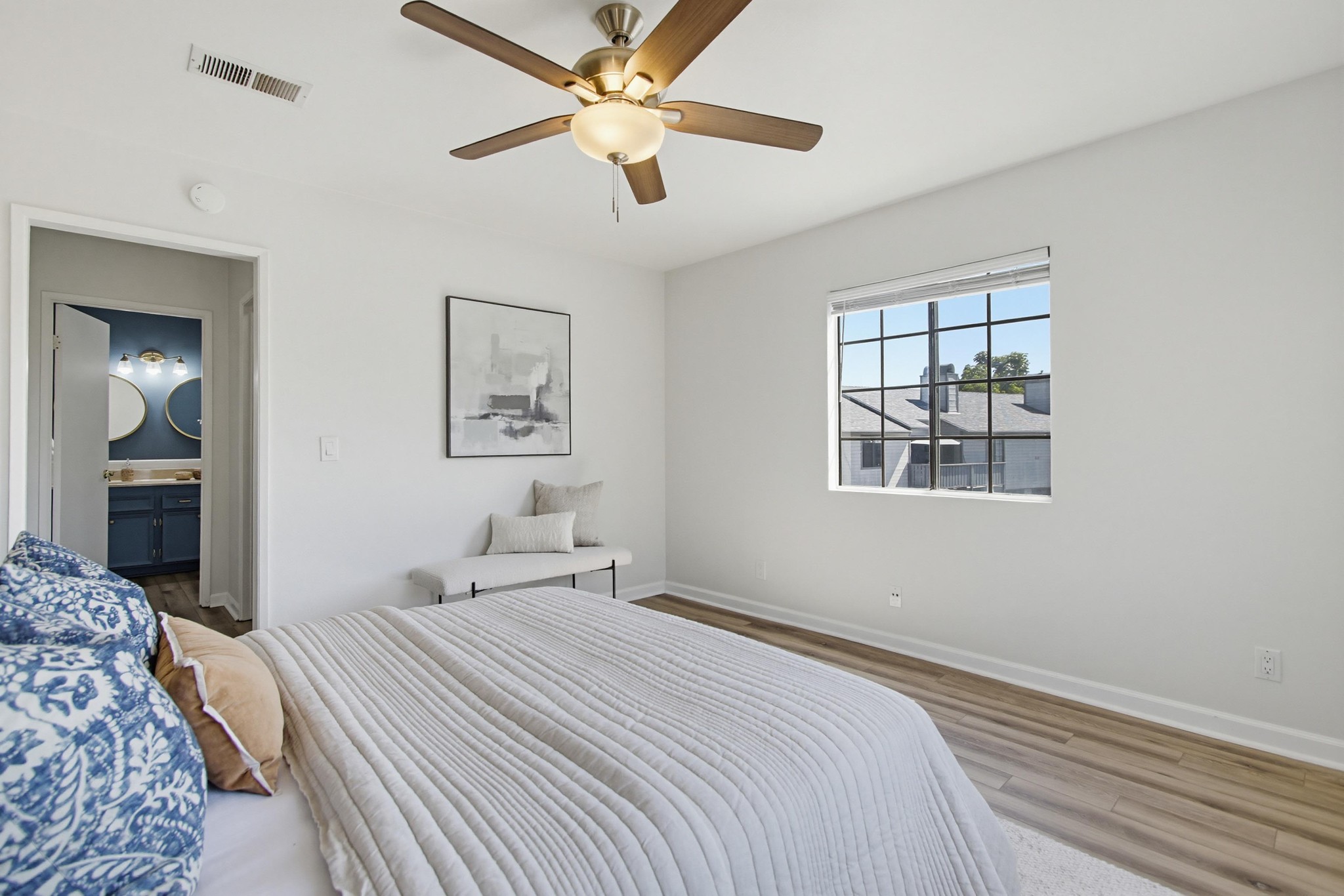 Virtual tour photo 28 of 41 for 215 Camlau Dr UNIT B