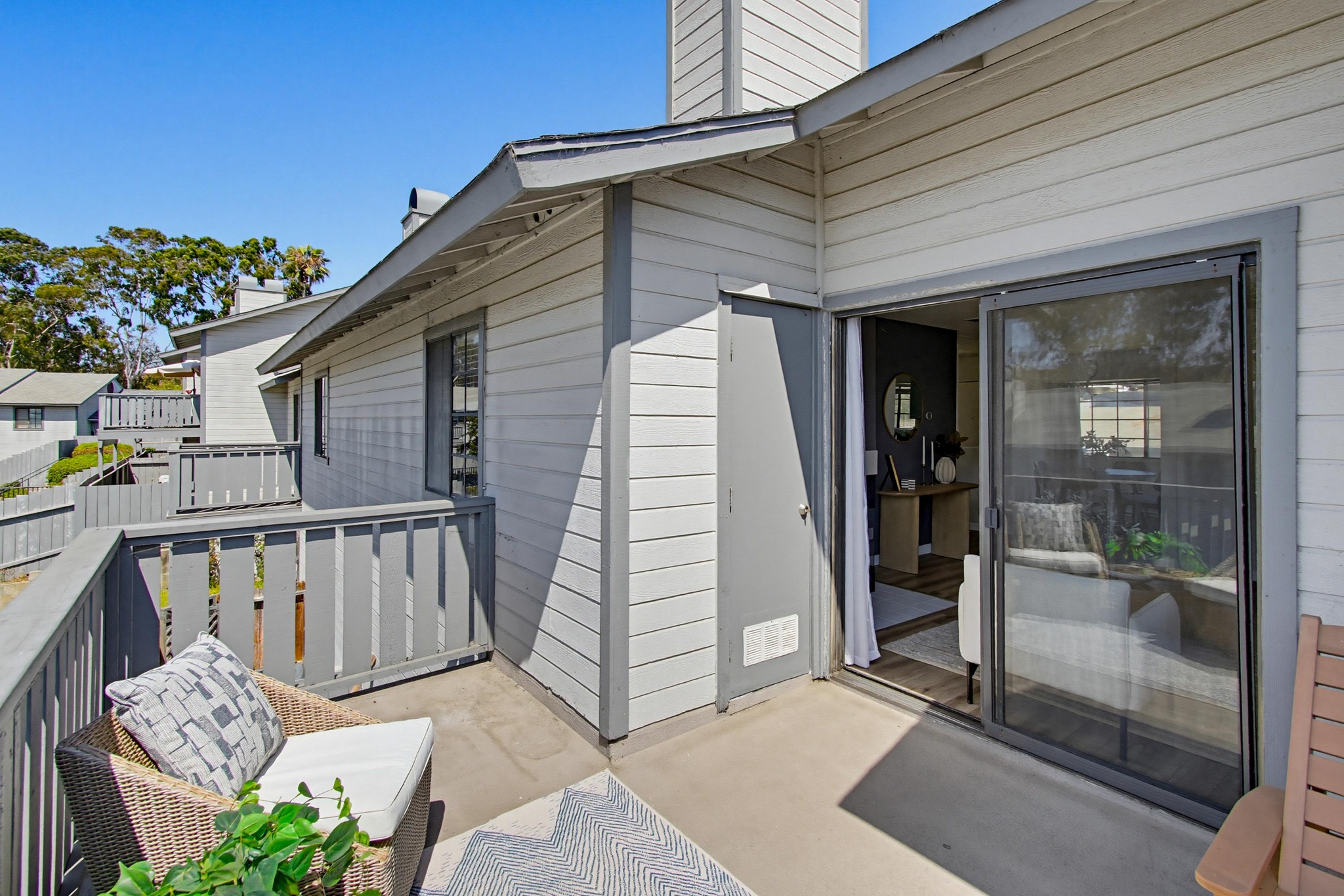 Virtual tour photo 36 of 41 for 215 Camlau Dr UNIT B