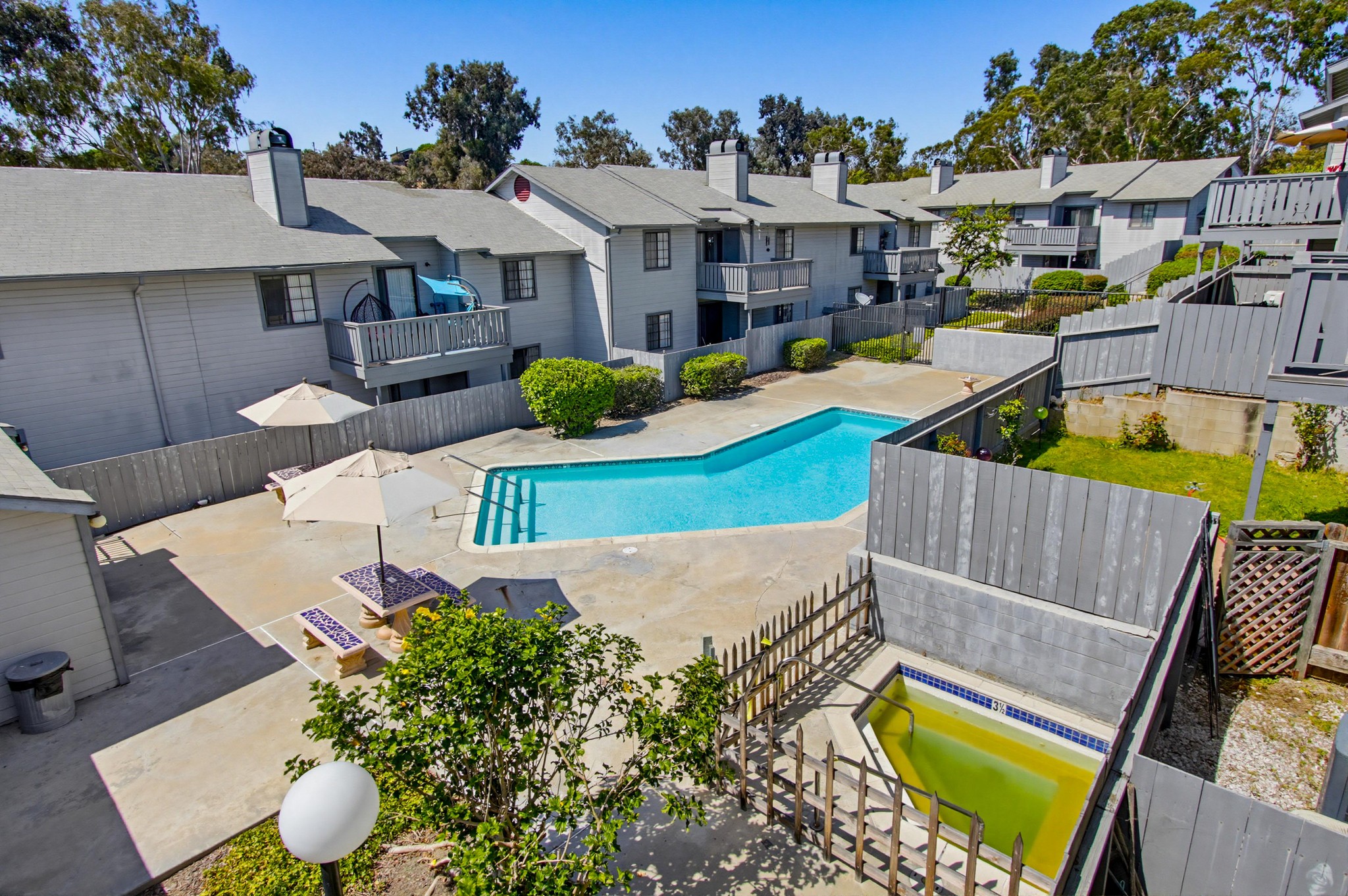 Virtual tour photo 37 of 41 for 215 Camlau Dr UNIT B