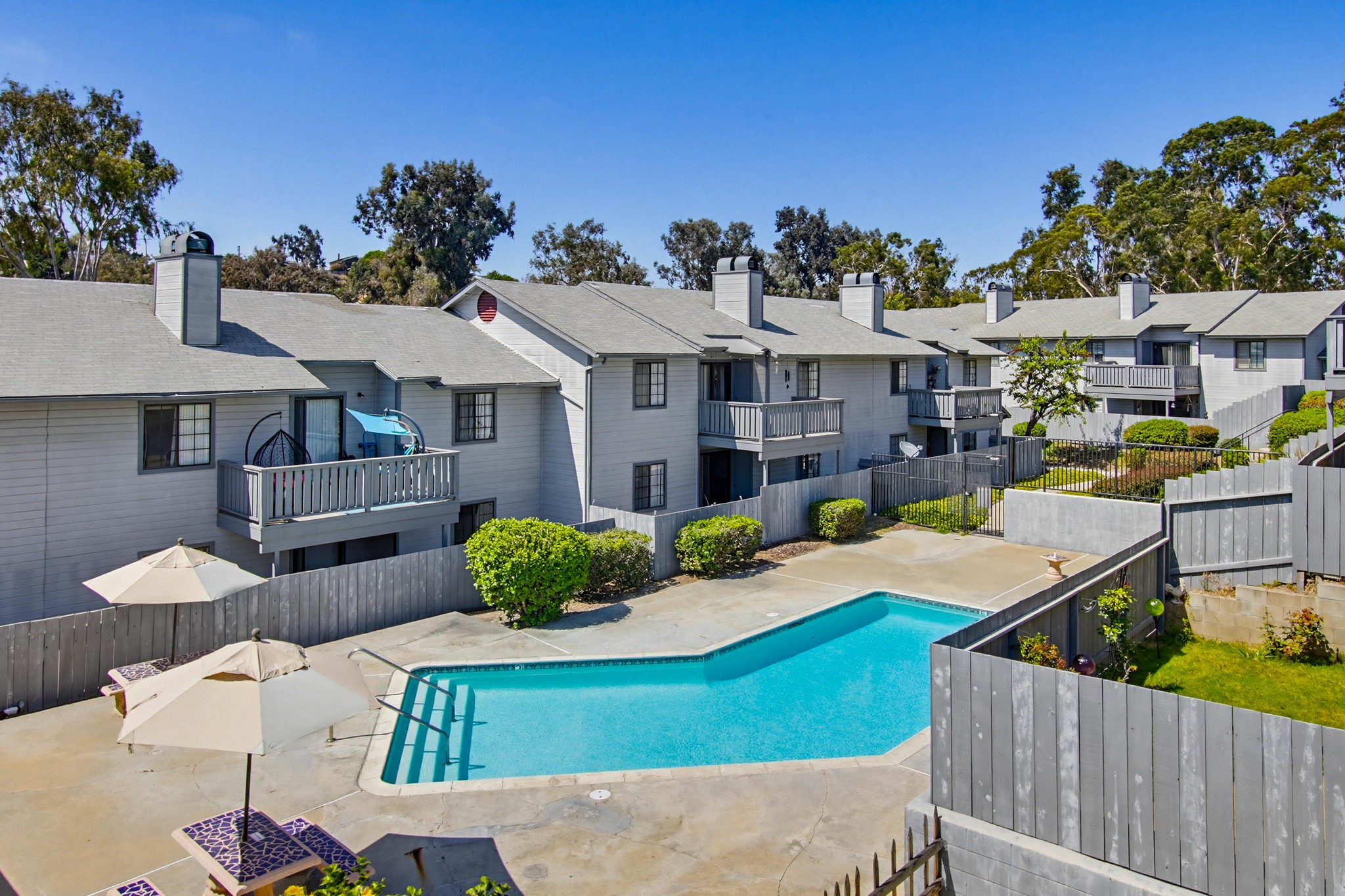 Virtual tour photo 38 of 41 for 215 Camlau Dr UNIT B