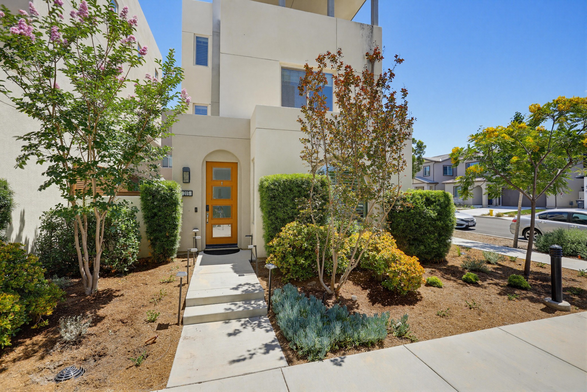 Virtual tour photo 1 of 65 for 215 Carmine