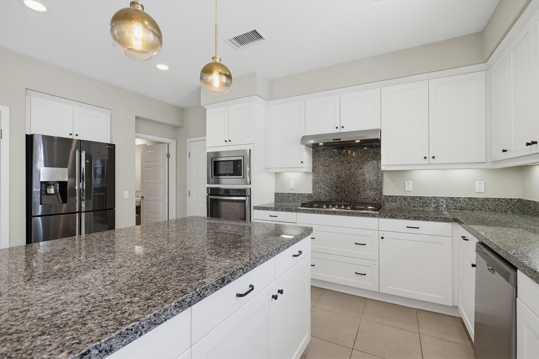 Virtual tour photo 10 of 65 for 215 Carmine