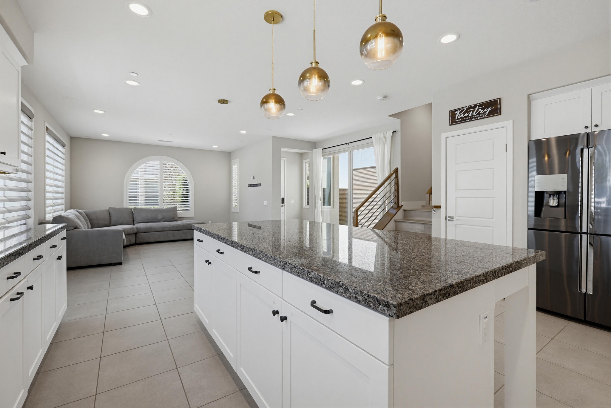Virtual tour photo 15 of 65 for 215 Carmine