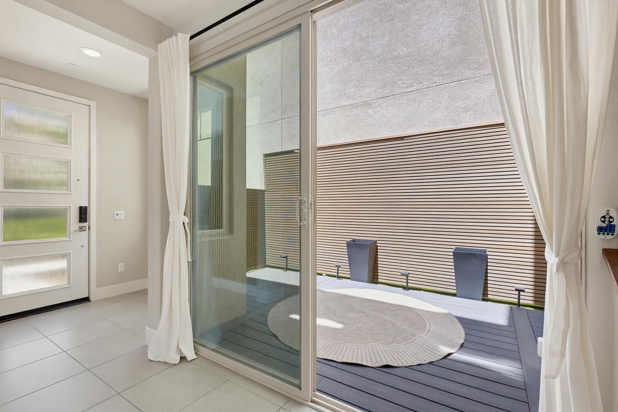 Virtual tour photo 20 of 65 for 215 Carmine