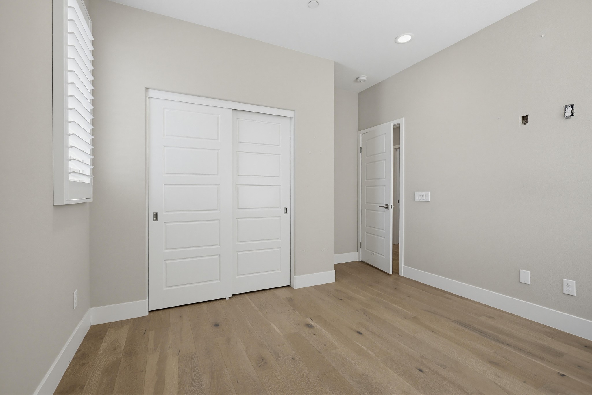 Virtual tour photo 37 of 65 for 215 Carmine
