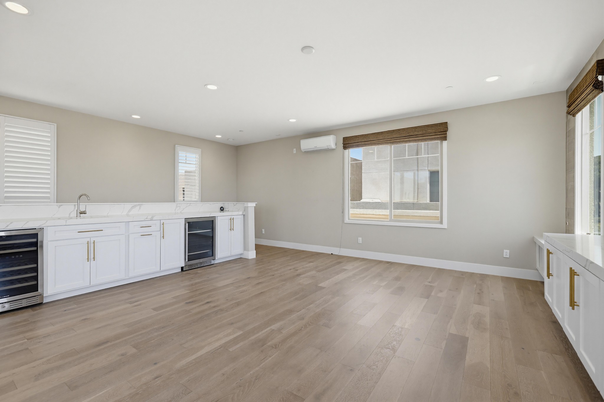 Virtual tour photo 52 of 65 for 215 Carmine