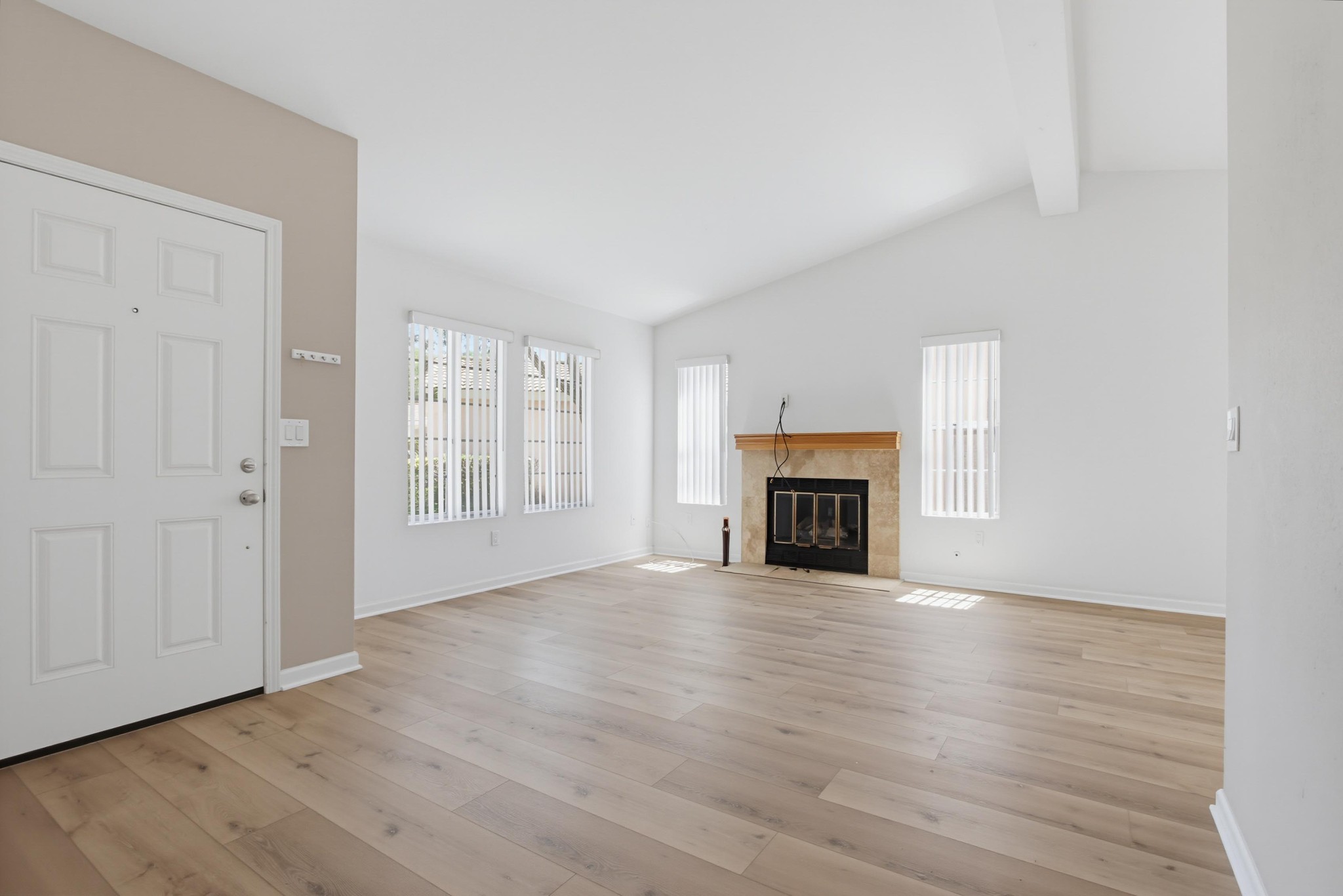 Virtual tour photo 8 of 44 for 2158 Savona Ct