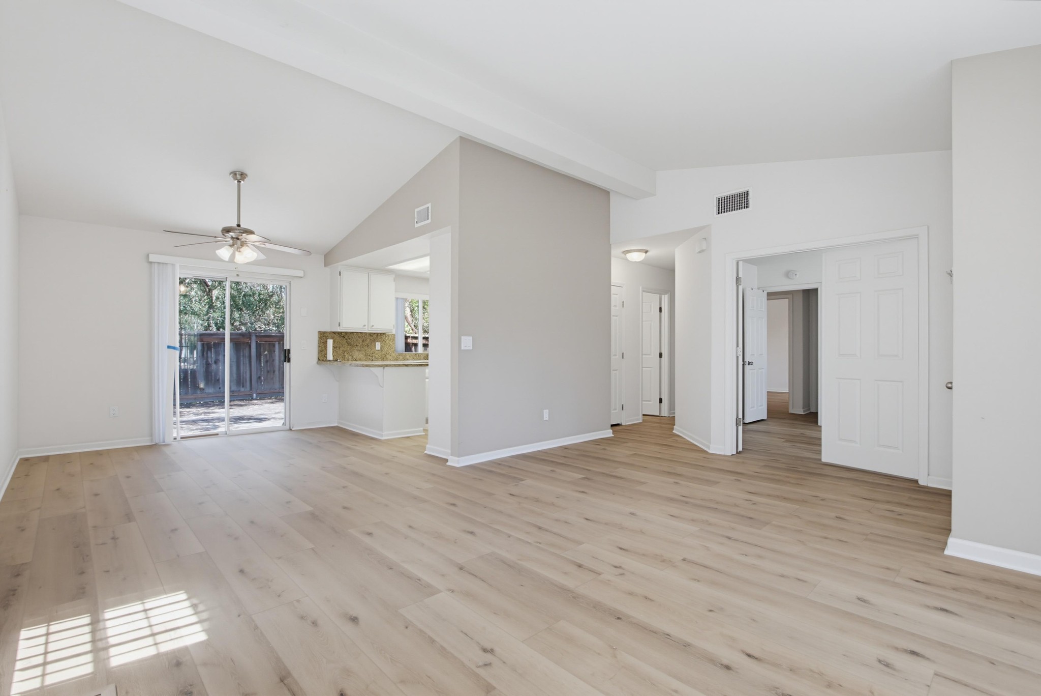 Virtual tour photo 10 of 44 for 2158 Savona Ct