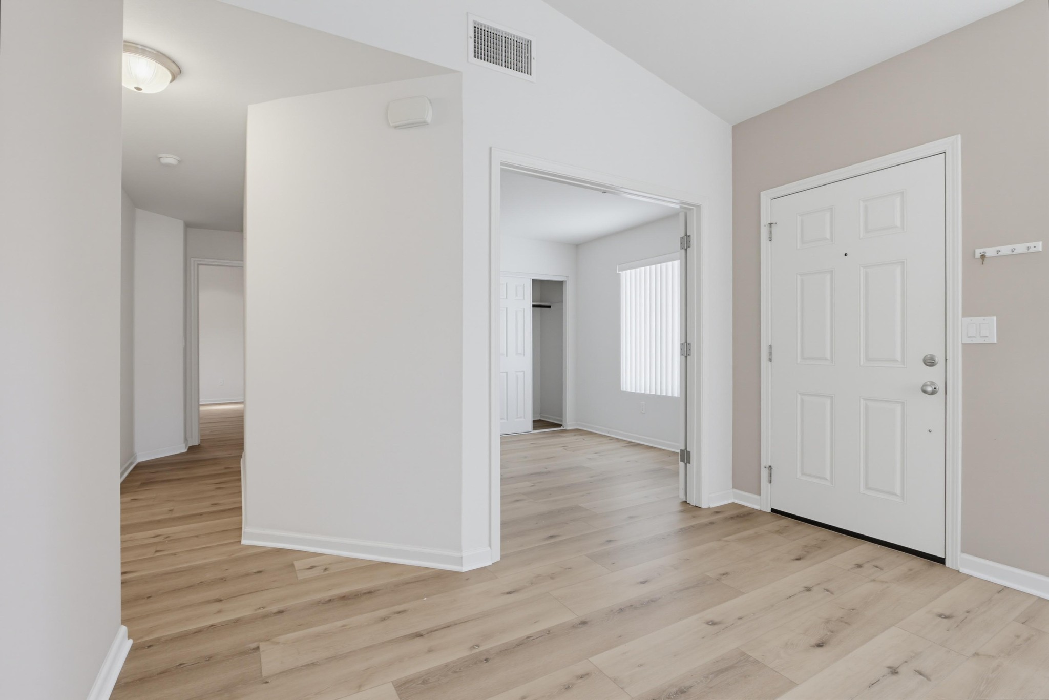 Virtual tour photo 19 of 44 for 2158 Savona Ct