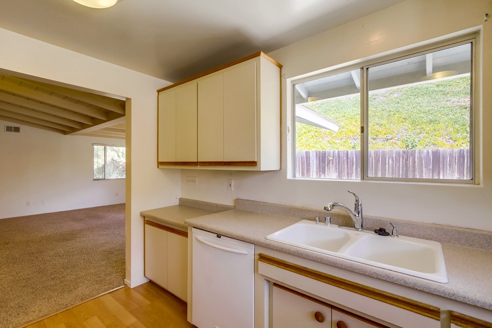 Virtual tour photo 15 of 32 for 2159 Penrose St