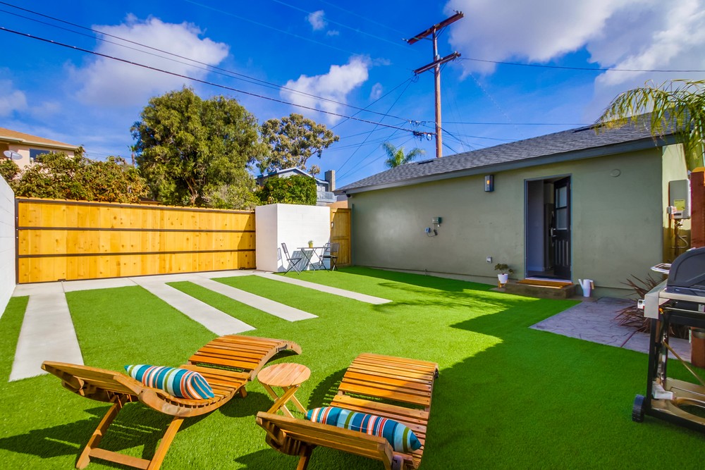 Virtual tour photo 3 of 28 for 2160 Emerald St