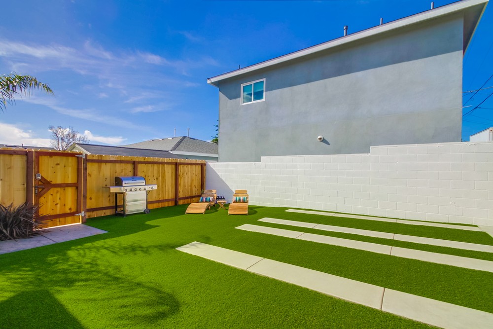 Virtual tour photo 6 of 28 for 2160 Emerald St