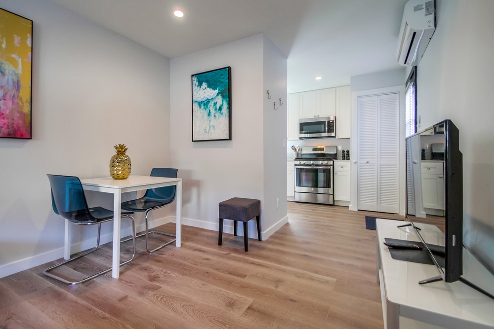 Virtual tour photo 14 of 28 for 2160 Emerald St