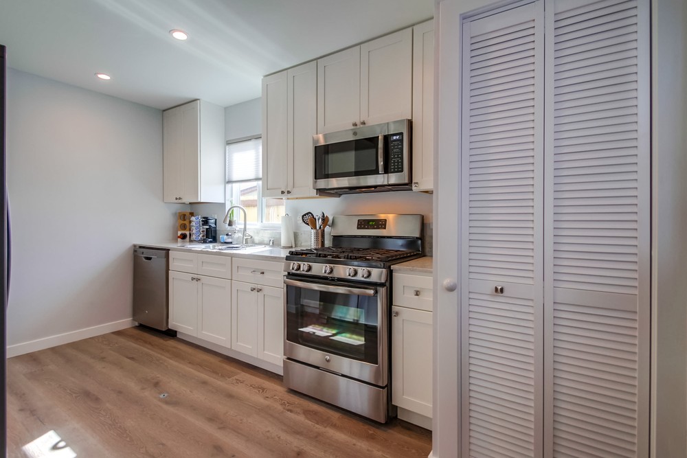 Virtual tour photo 16 of 28 for 2160 Emerald St