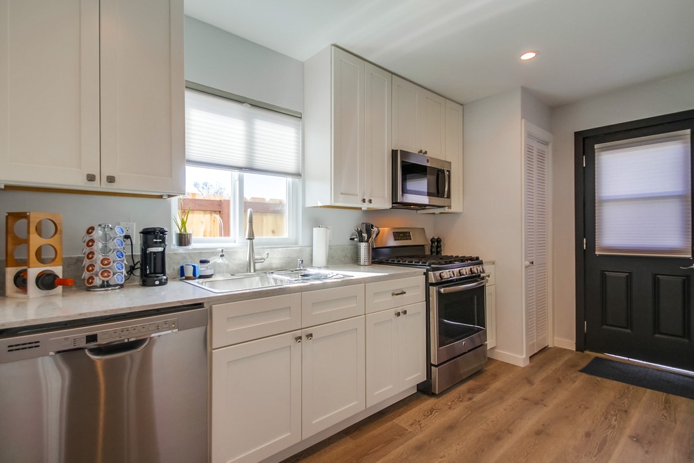 Virtual tour photo 19 of 28 for 2160 Emerald St
