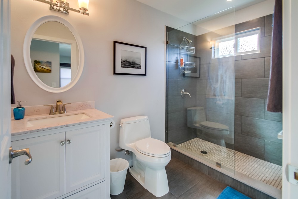 Virtual tour photo 27 of 28 for 2160 Emerald St